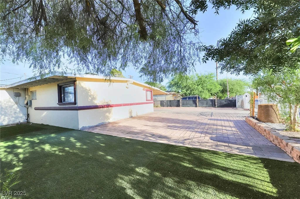 1836 Statz, North Las Vegas, NV 89030
