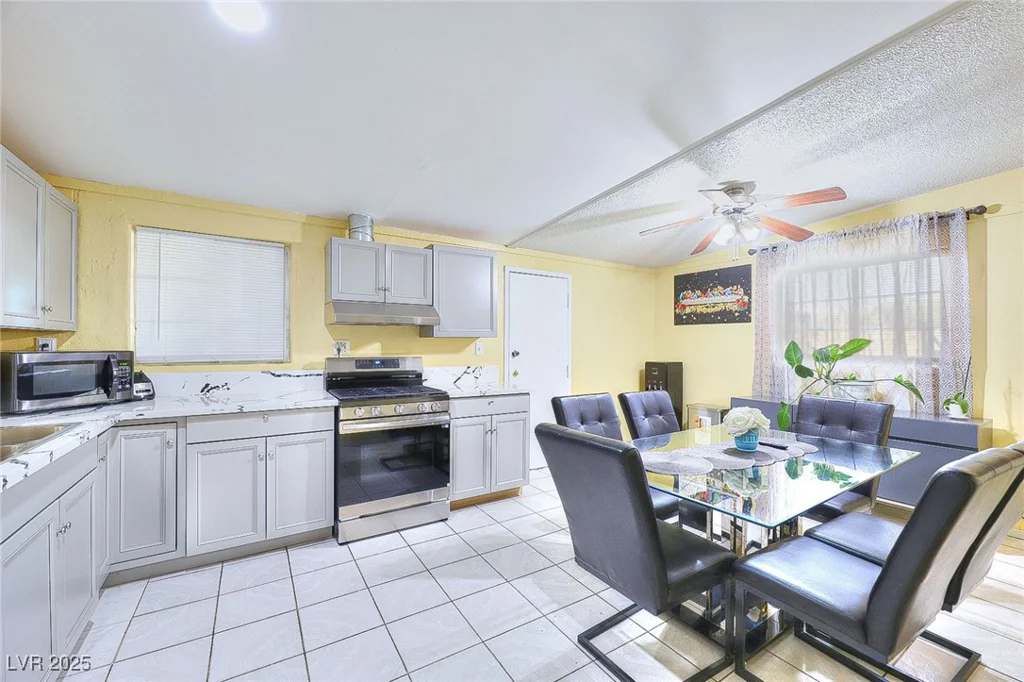 1836 Statz, North Las Vegas, NV 89030