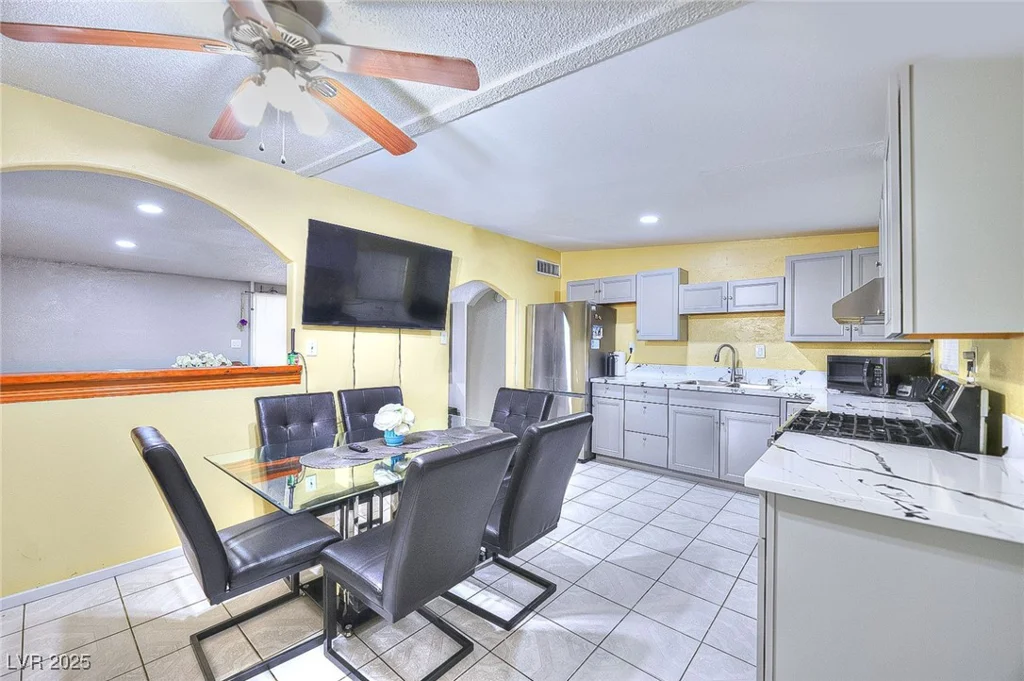 1836 Statz, North Las Vegas, NV 89030
