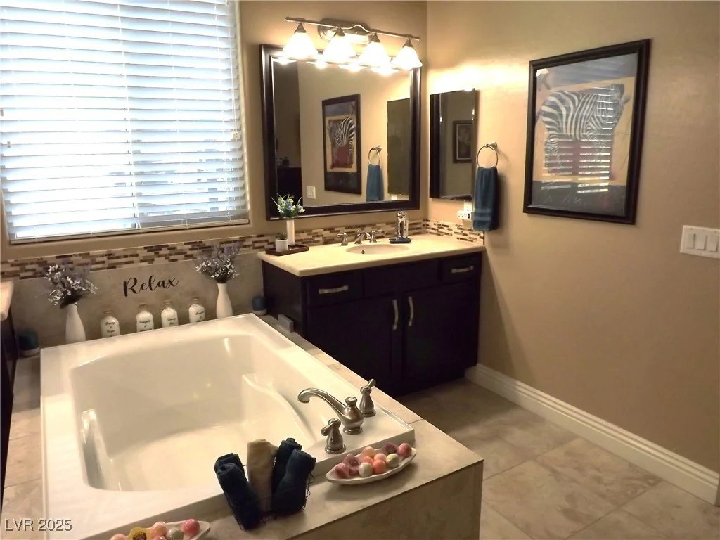 4242 Helena Hideaway, Las Vegas, NV 89129