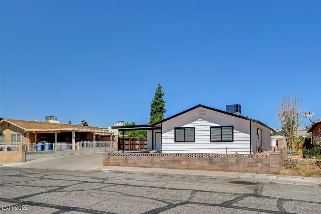 4748 Terra Linda, Las Vegas, NV 89120
