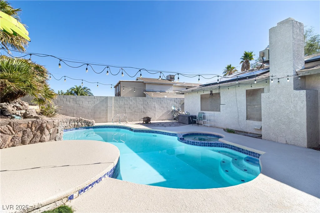 736 Scottsdale, Henderson, NV 89002