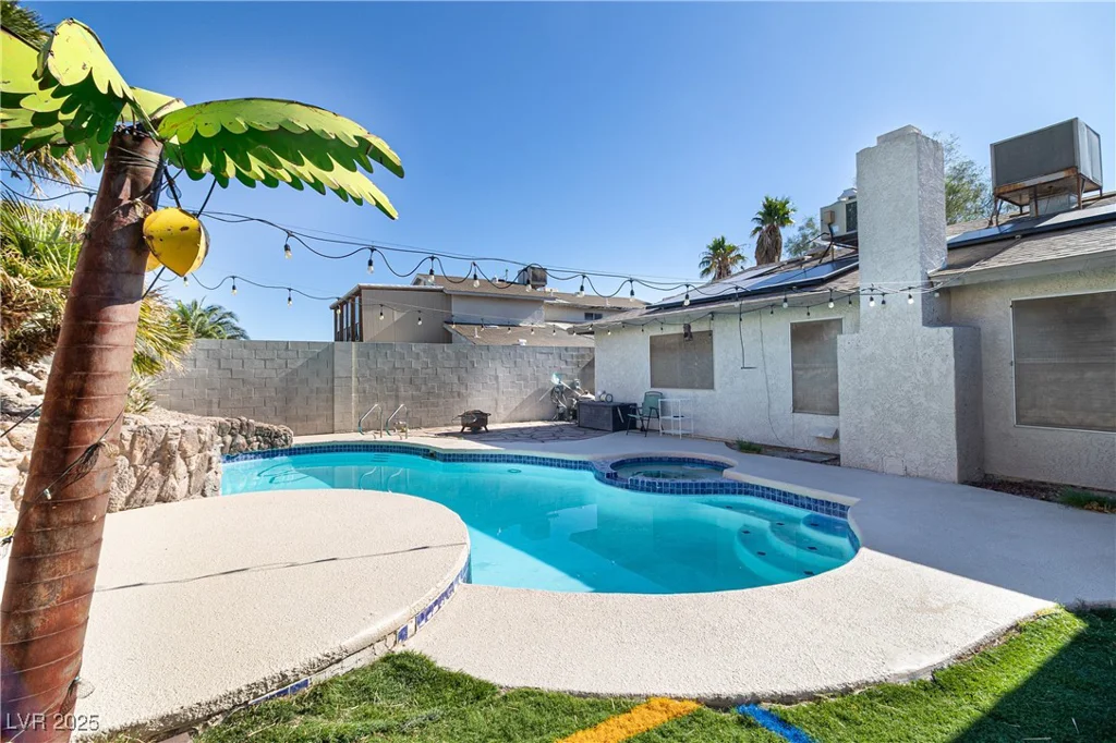736 Scottsdale, Henderson, NV 89002