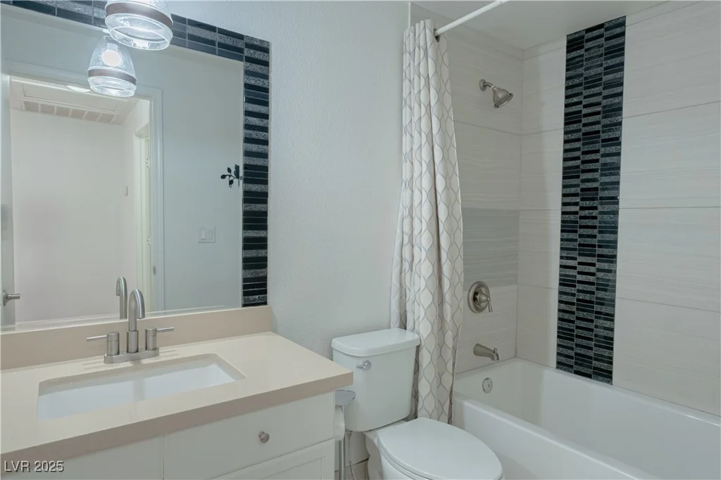 5330 Charleston, Las Vegas, NV 89142