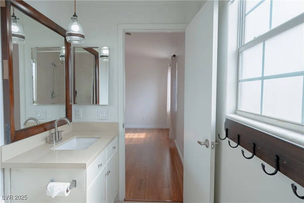 5330 Charleston, Las Vegas, NV 89142