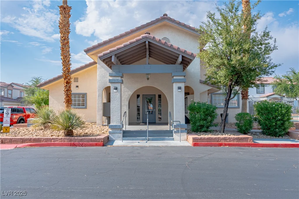 5330 Charleston, Las Vegas, NV 89142