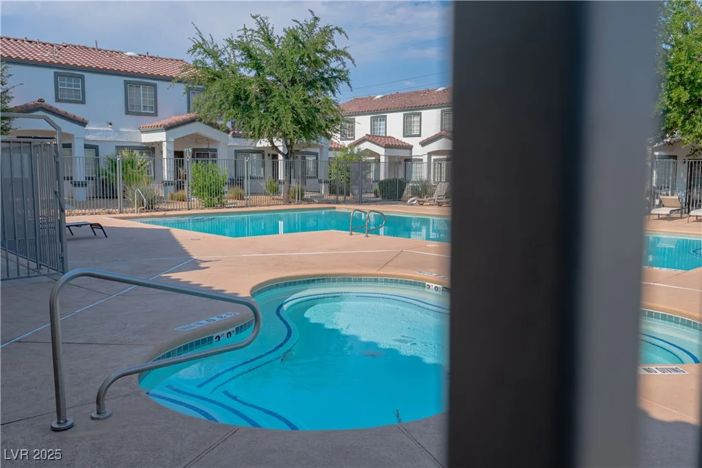5330 Charleston, Las Vegas, NV 89142