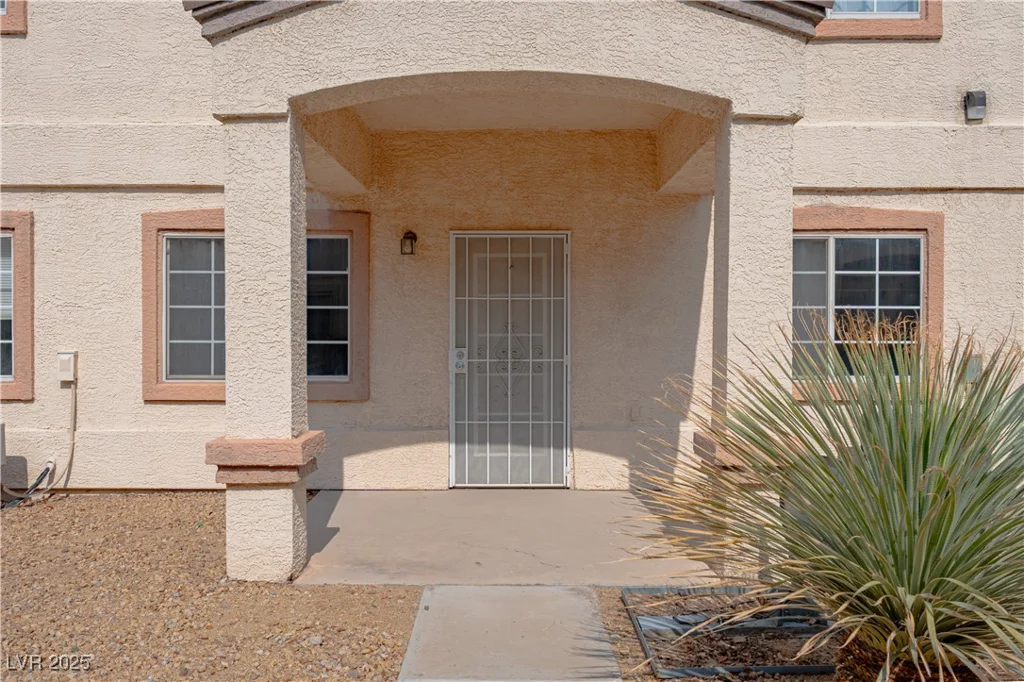 5330 Charleston, Las Vegas, NV 89142