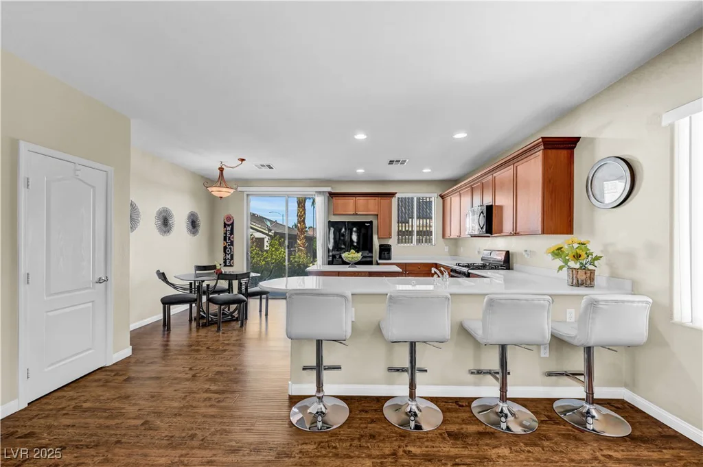 5904 Sorto Lago, North Las Vegas, NV 89081