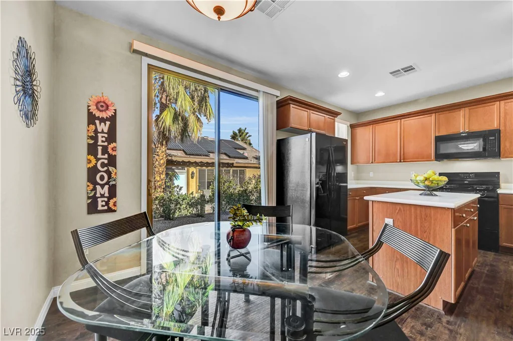 5904 Sorto Lago, North Las Vegas, NV 89081