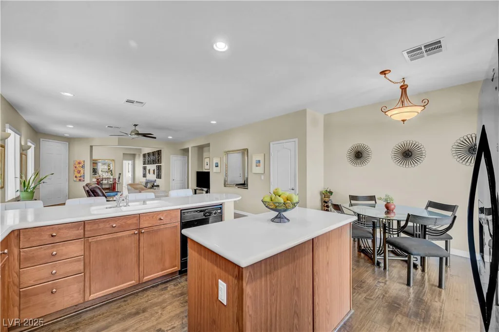 5904 Sorto Lago, North Las Vegas, NV 89081