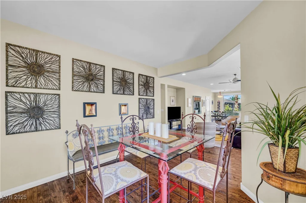 5904 Sorto Lago, North Las Vegas, NV 89081