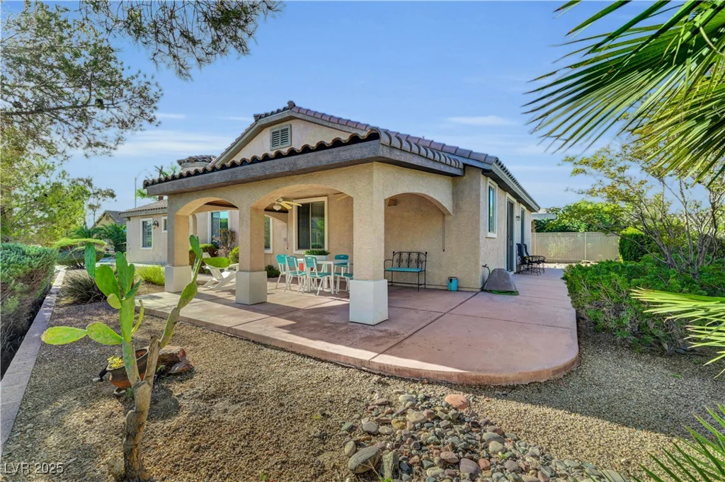 5904 Sorto Lago, North Las Vegas, NV 89081