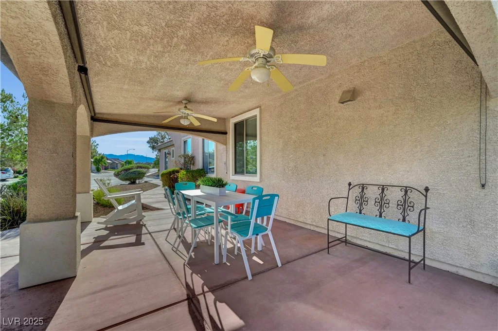 5904 Sorto Lago, North Las Vegas, NV 89081