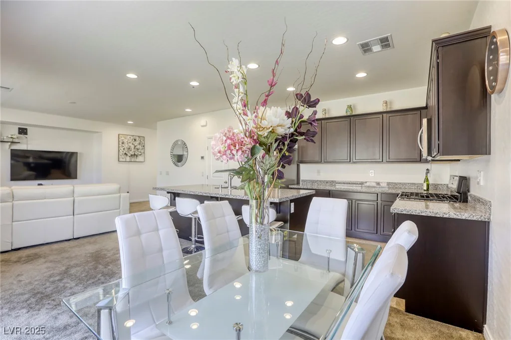 8922 Drew Valley, Las Vegas, NV 89148