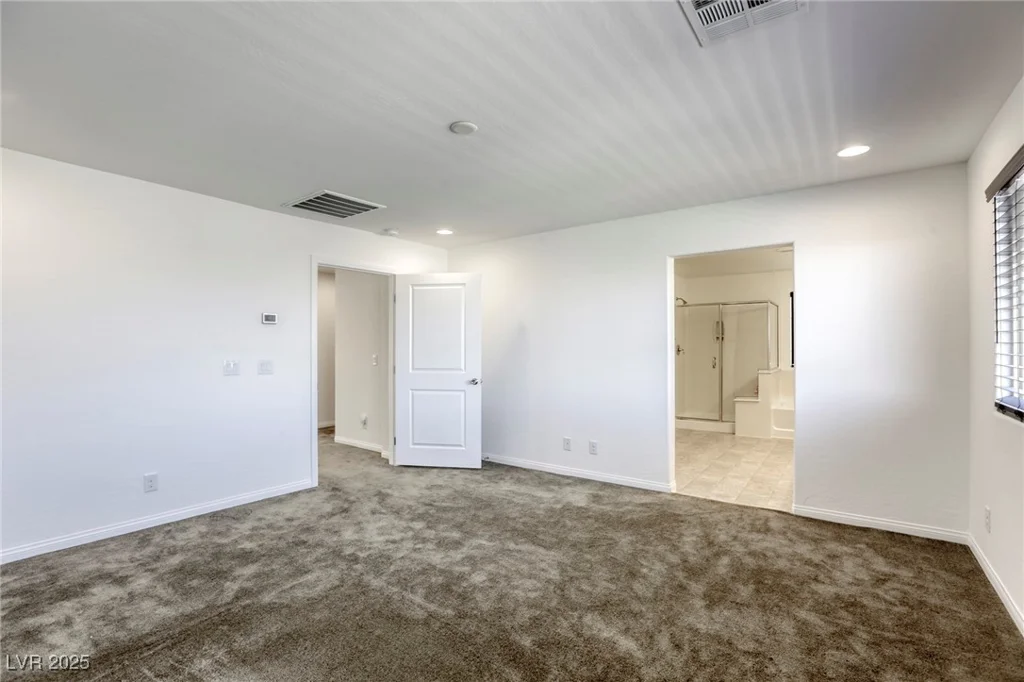8922 Drew Valley, Las Vegas, NV 89148