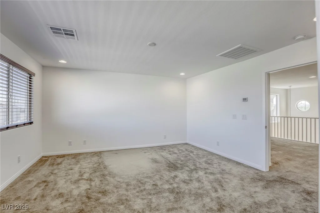 8922 Drew Valley, Las Vegas, NV 89148