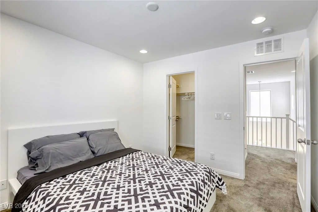 8922 Drew Valley, Las Vegas, NV 89148