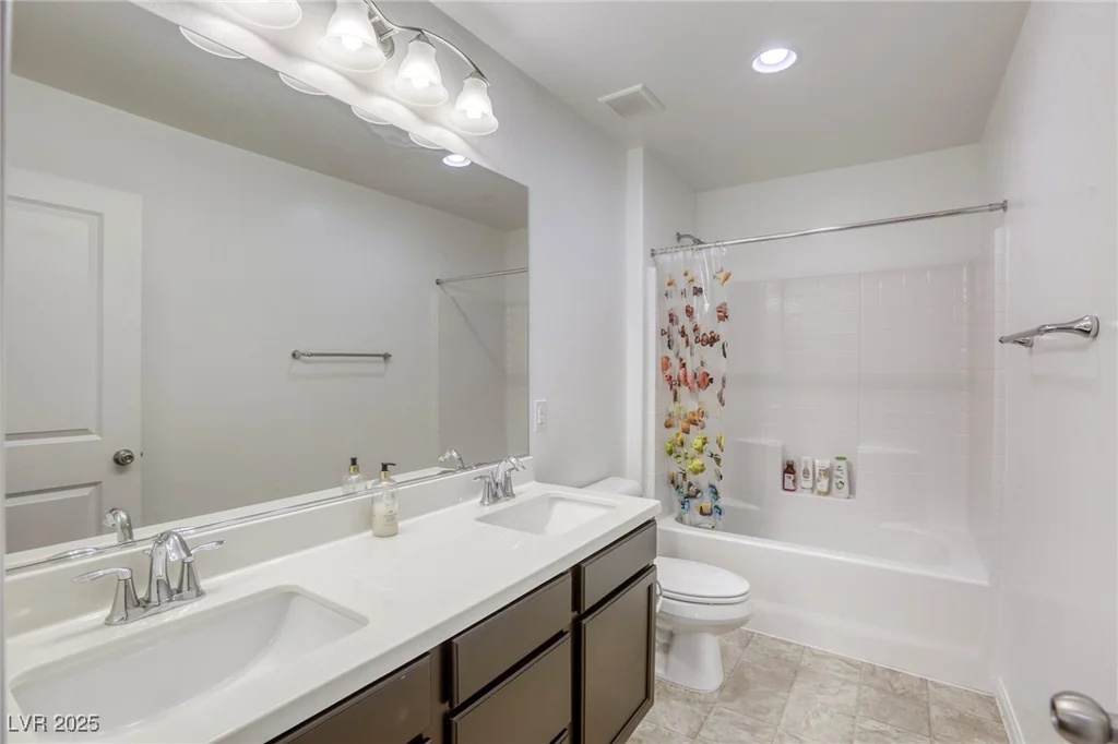 8922 Drew Valley, Las Vegas, NV 89148
