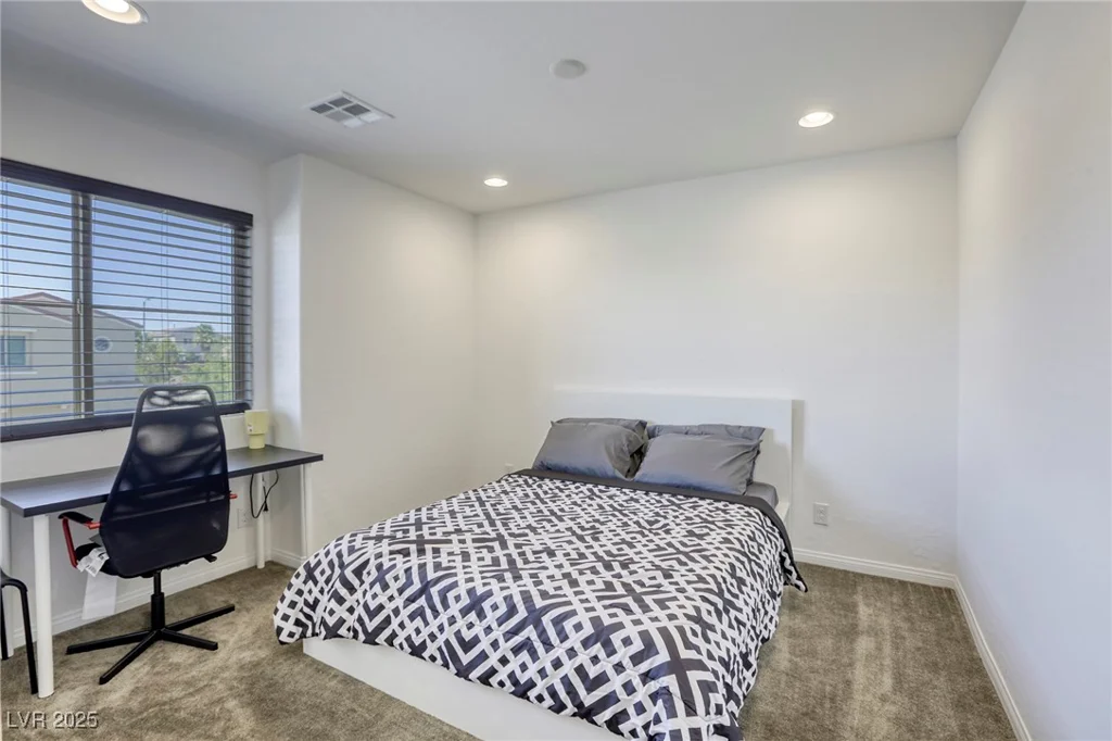 8922 Drew Valley, Las Vegas, NV 89148