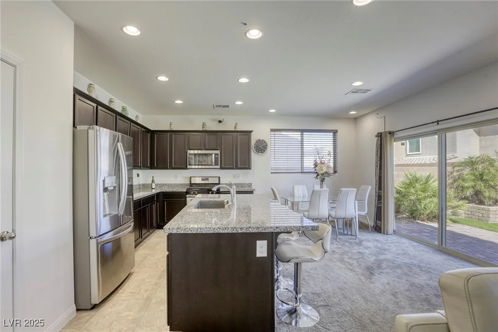 8922 Drew Valley, Las Vegas, NV 89148
