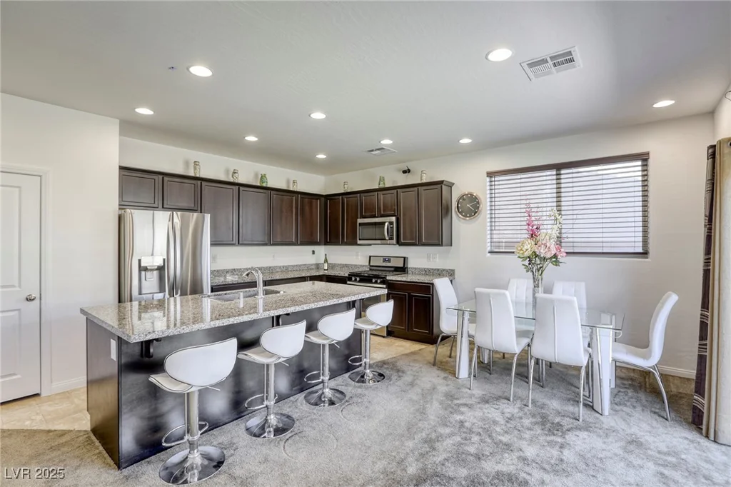 8922 Drew Valley, Las Vegas, NV 89148