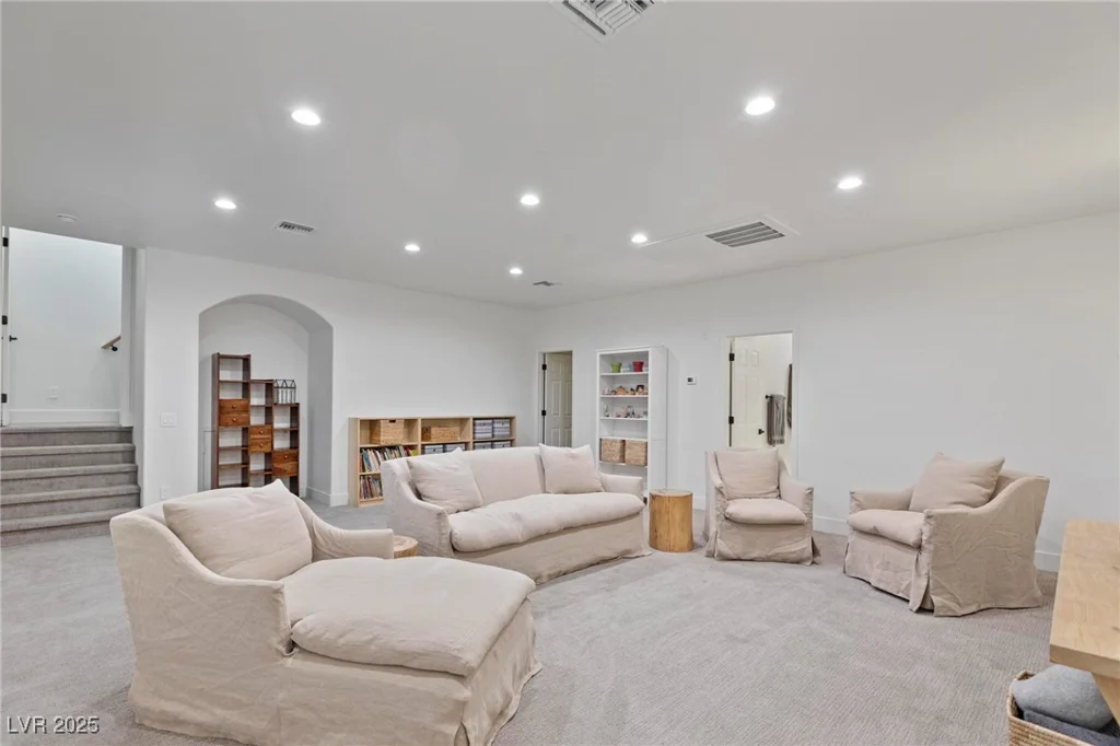 6 Perry Park, Henderson, NV 89052