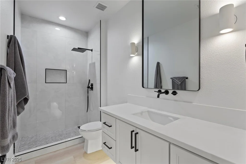 6 Perry Park, Henderson, NV 89052