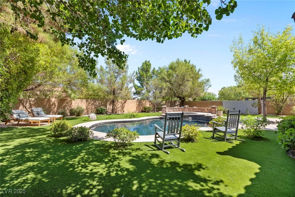 6 Perry Park, Henderson, NV 89052
