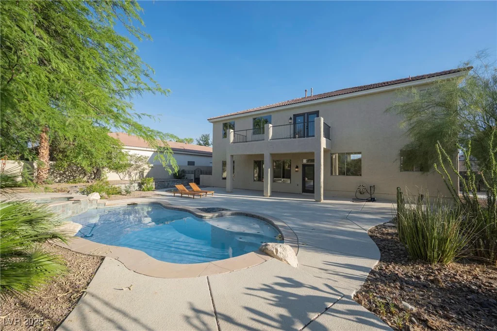 7331 Heggie, Las Vegas, NV 89131