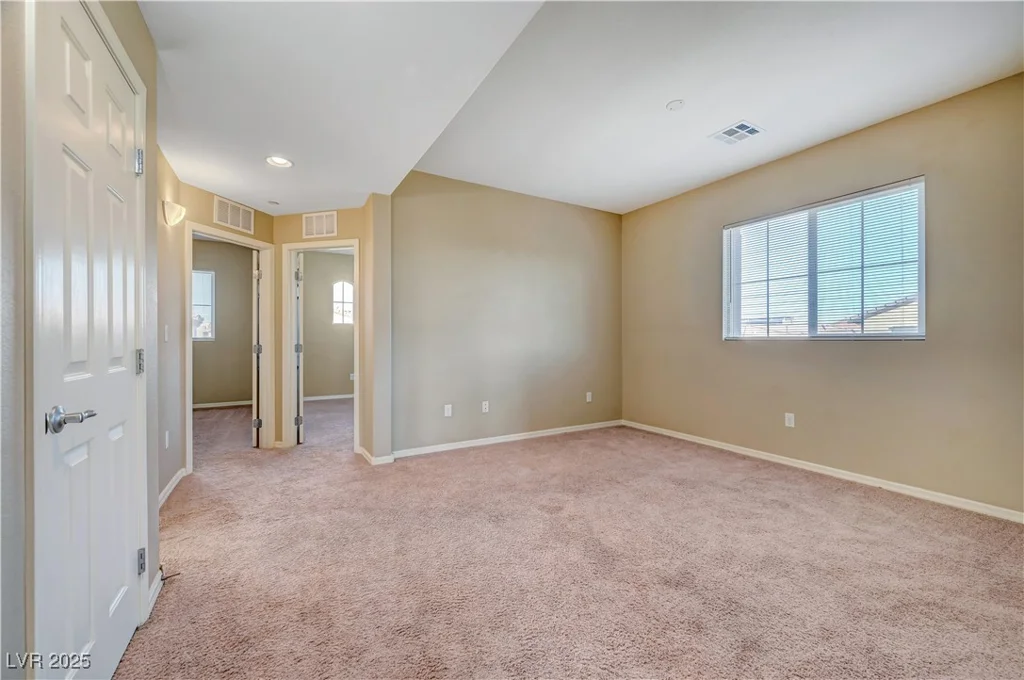 11420 Ogden Mills, Las Vegas, NV 89135