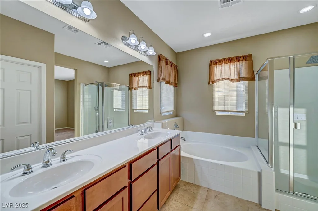 11420 Ogden Mills, Las Vegas, NV 89135