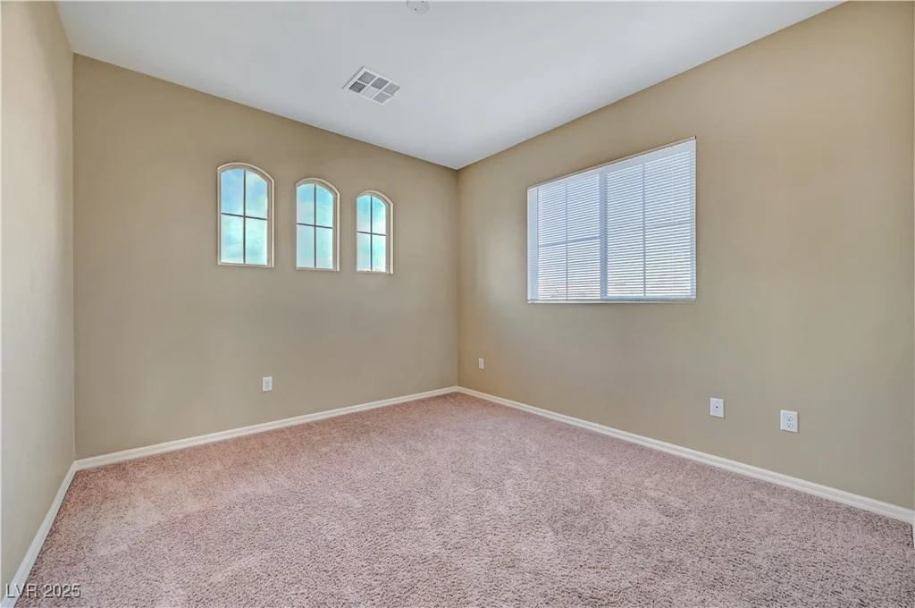 11420 Ogden Mills, Las Vegas, NV 89135