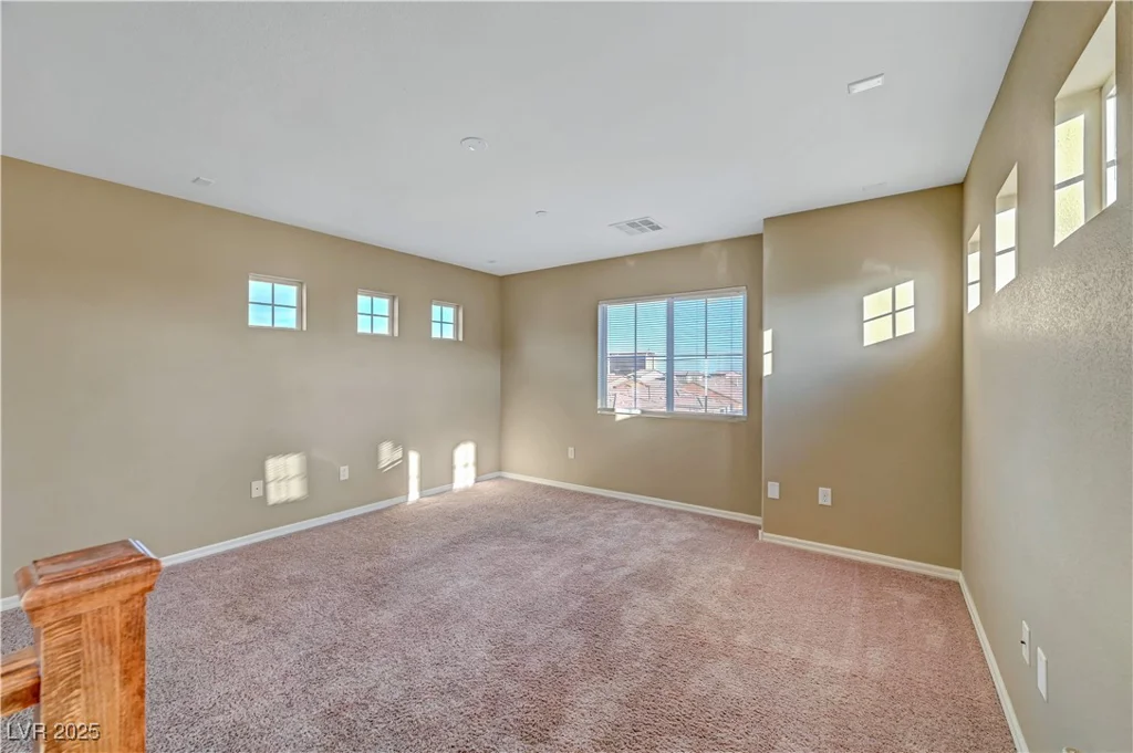 11420 Ogden Mills, Las Vegas, NV 89135
