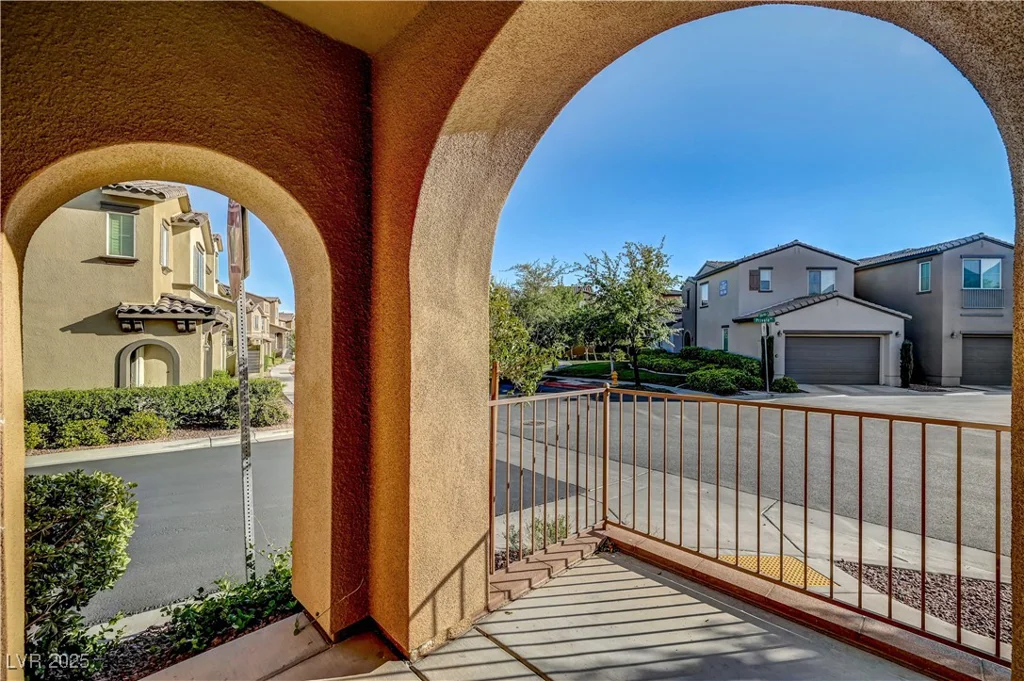 11420 Ogden Mills, Las Vegas, NV 89135