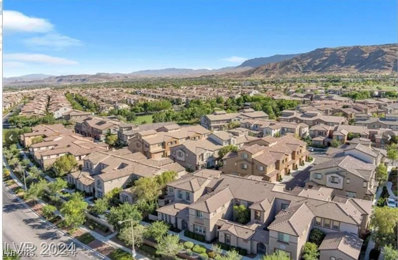 11420 Ogden Mills, Las Vegas, NV 89135