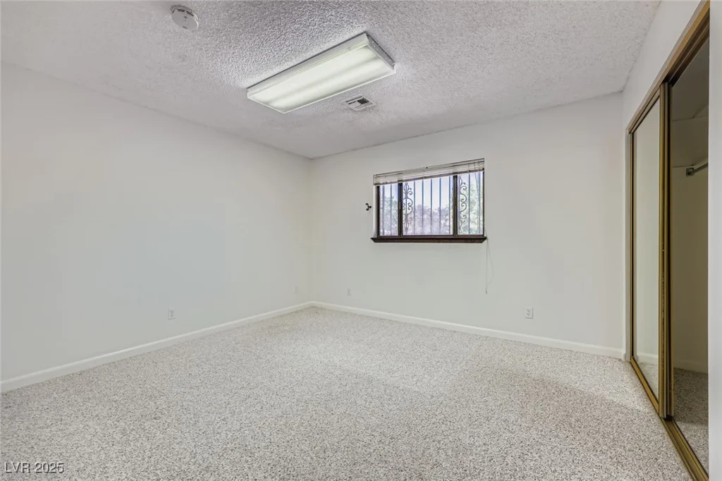 3370 Bronco, Las Vegas, NV 89108