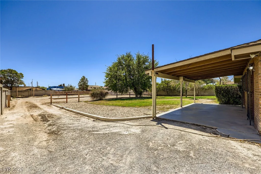 3370 Bronco, Las Vegas, NV 89108