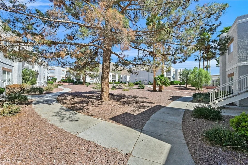 6800 Lake Mead, Las Vegas, NV 89156