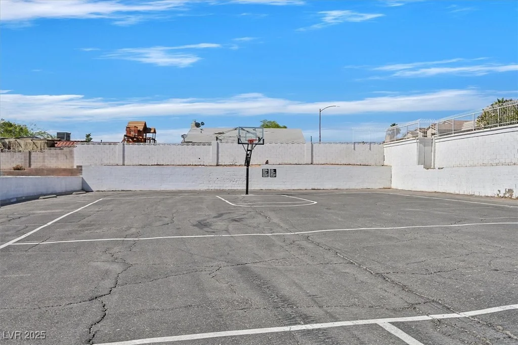 6800 Lake Mead, Las Vegas, NV 89156