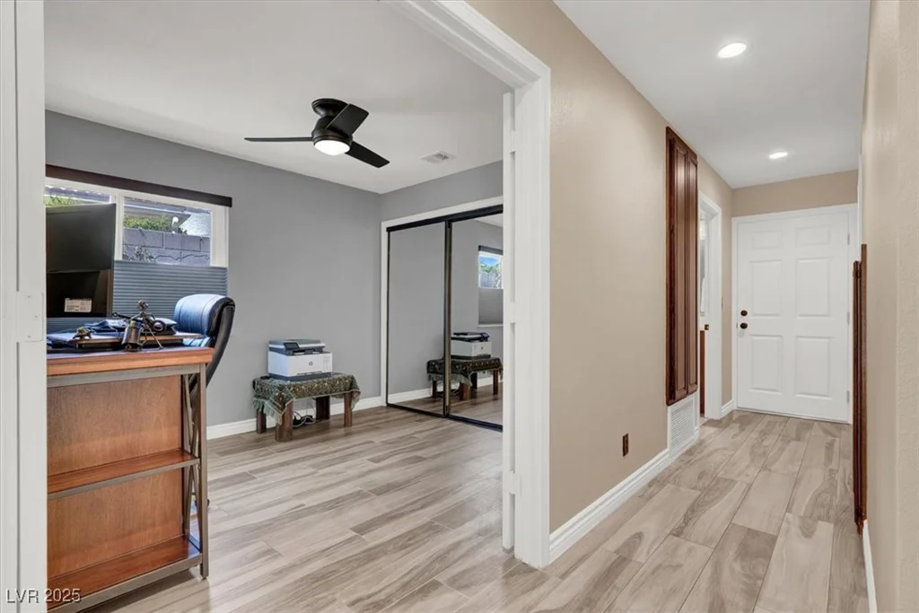 8313 Harbour Shores, Las Vegas, NV 89128