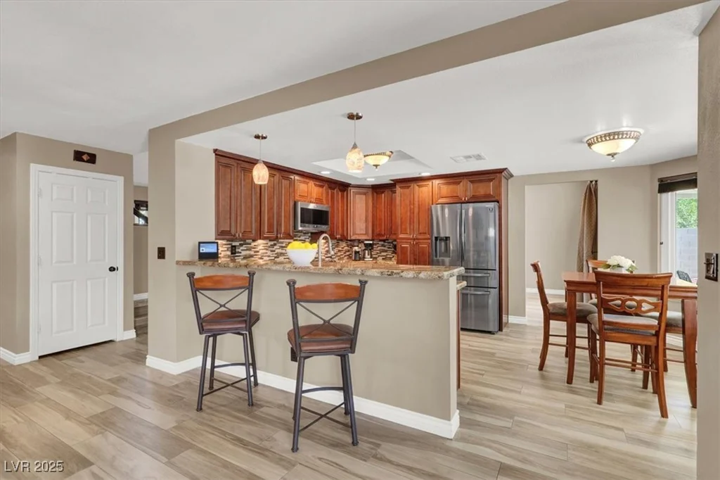 8313 Harbour Shores, Las Vegas, NV 89128