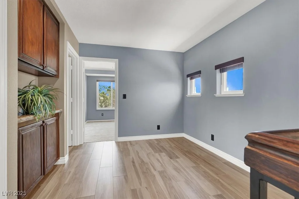 8313 Harbour Shores, Las Vegas, NV 89128