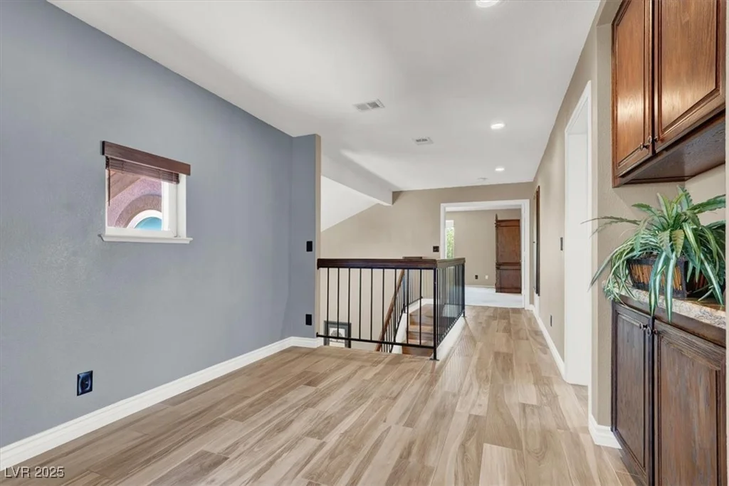 8313 Harbour Shores, Las Vegas, NV 89128