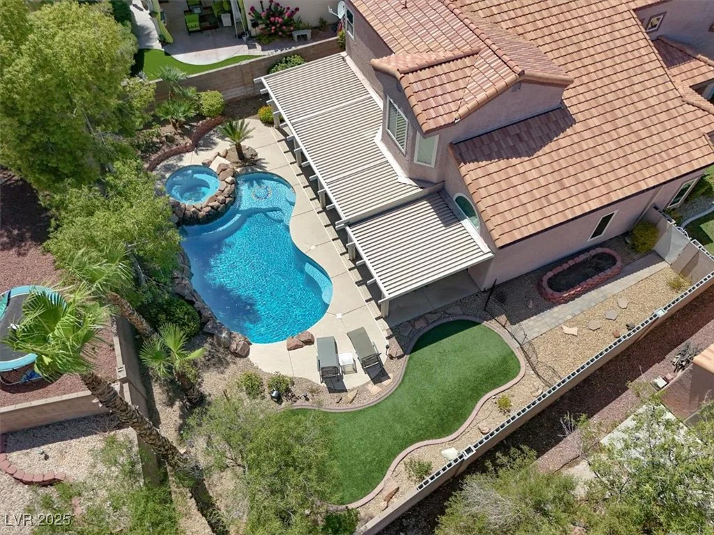 8313 Harbour Shores, Las Vegas, NV 89128