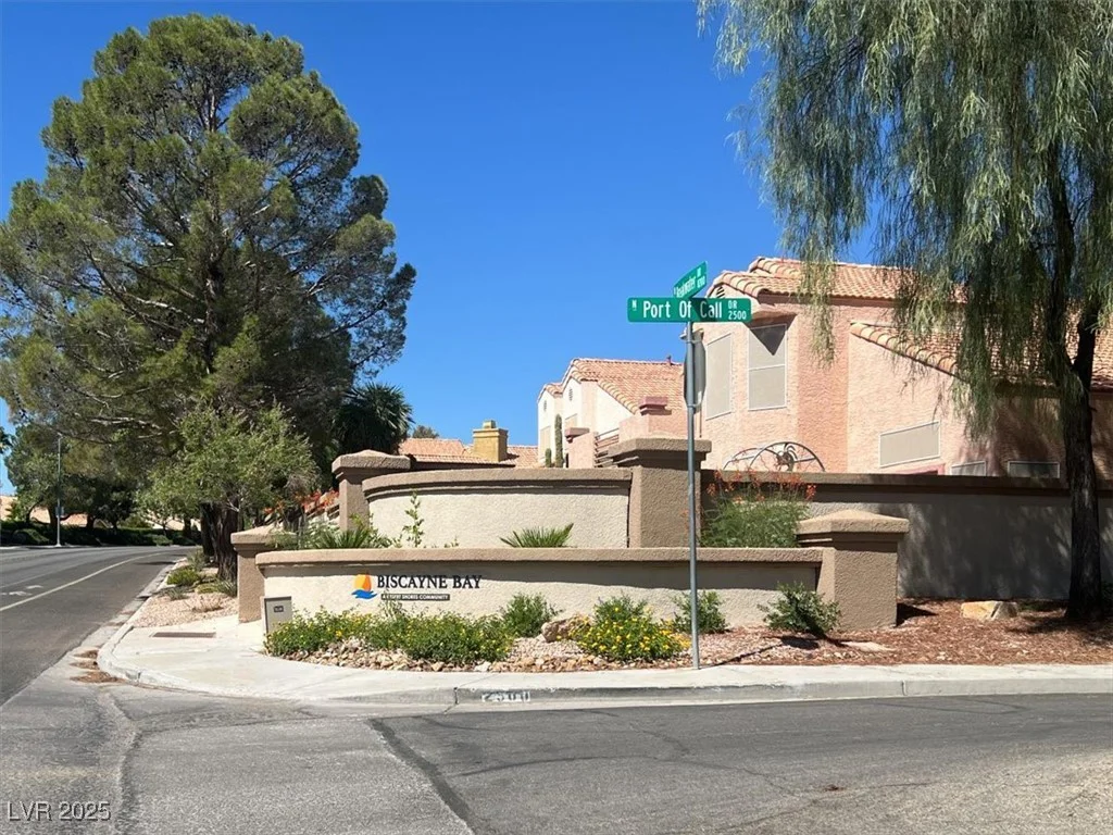 8313 Harbour Shores, Las Vegas, NV 89128