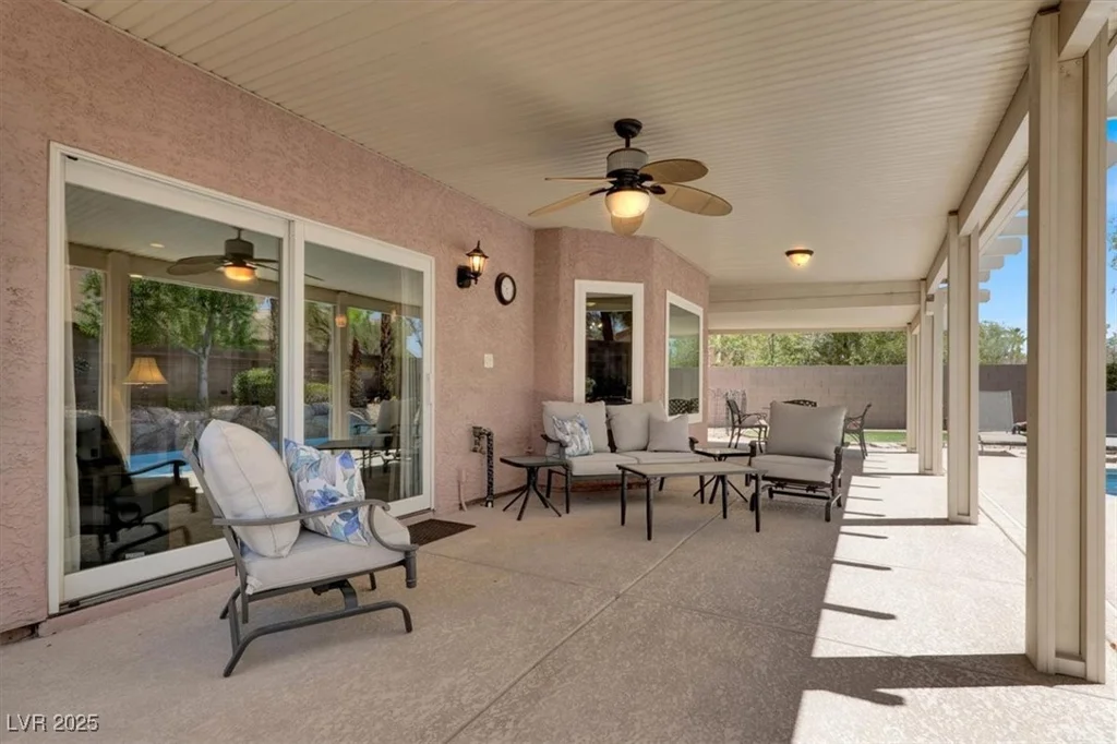 8313 Harbour Shores, Las Vegas, NV 89128