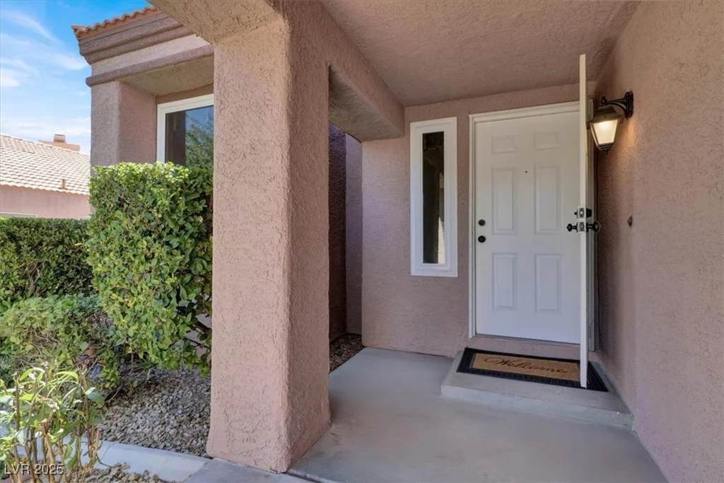 8313 Harbour Shores, Las Vegas, NV 89128