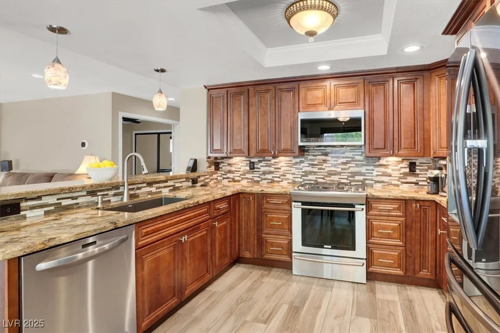 8313 Harbour Shores, Las Vegas, NV 89128