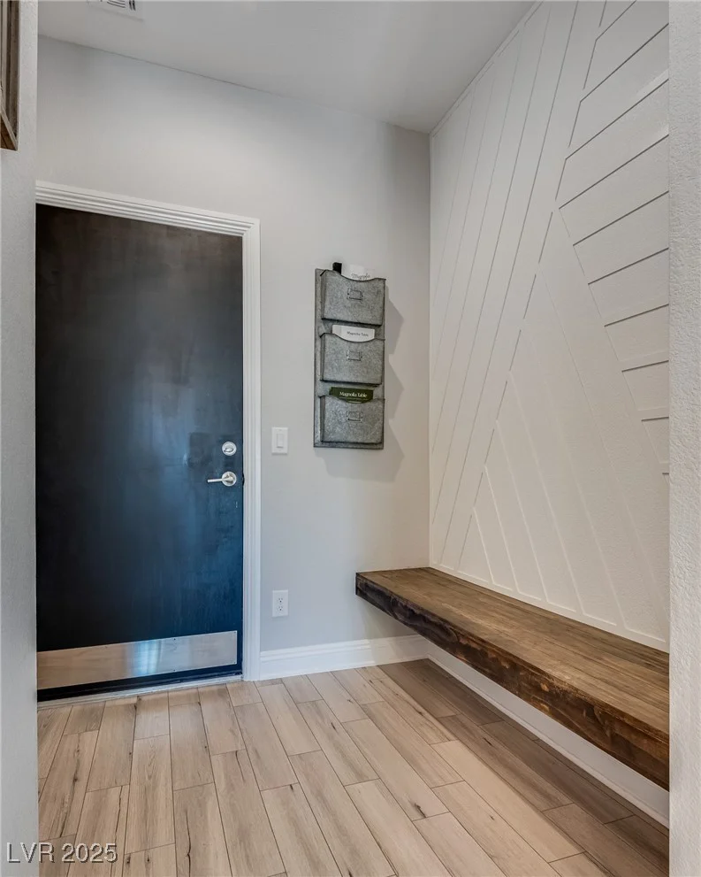 9925 Topaz Peak, Las Vegas, NV 89178